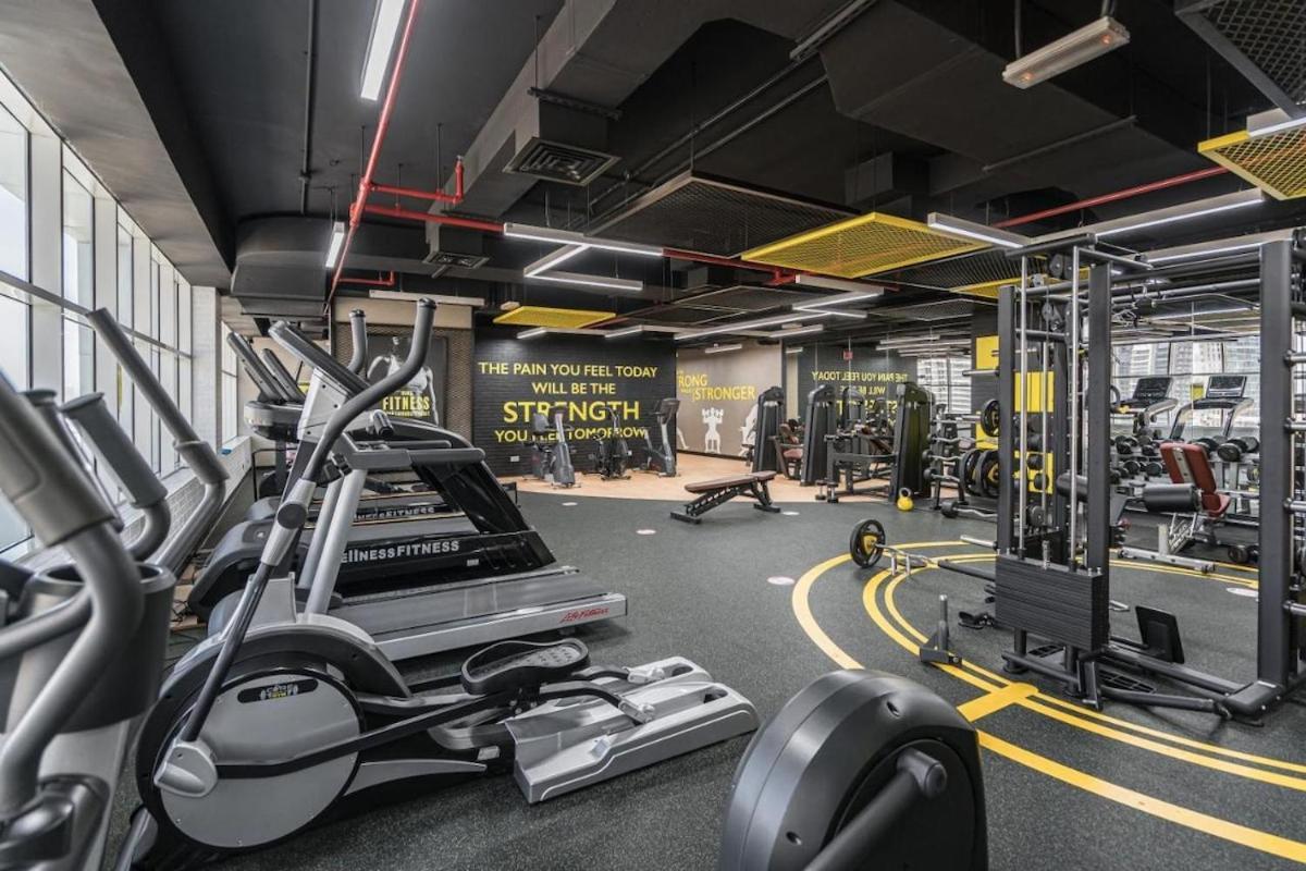 Апартаменты Stylish 5 Min Walk To Mall & Burj Khalifa