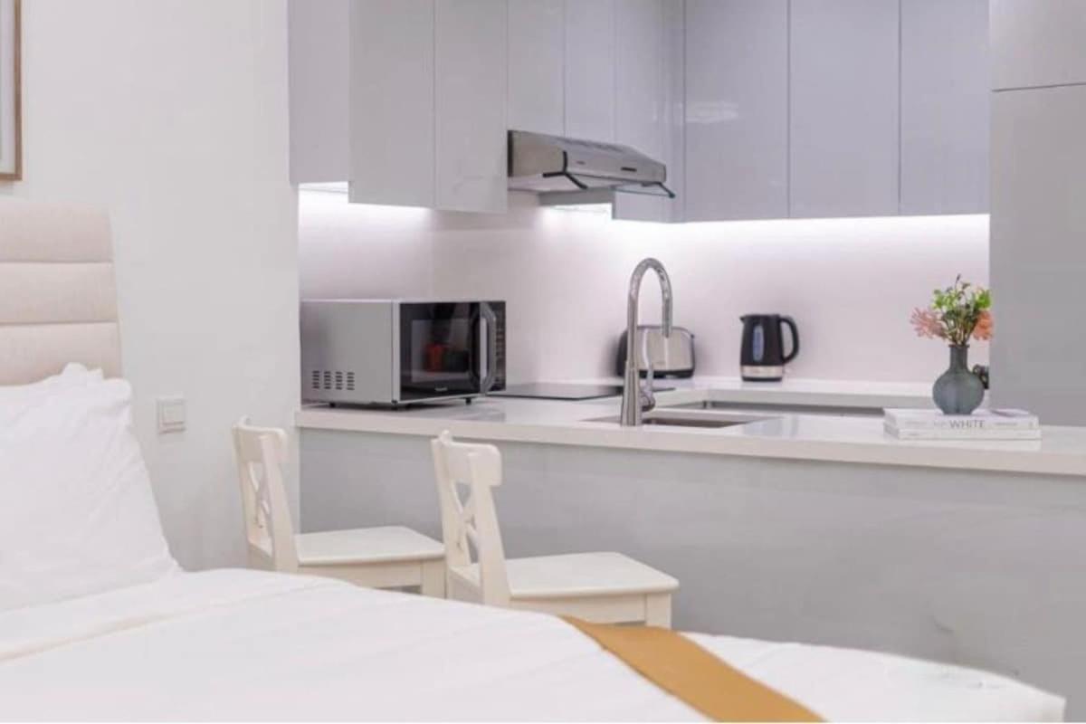 Stylish 5 Min Walk To Mall & Burj Khalifa * Дубай
